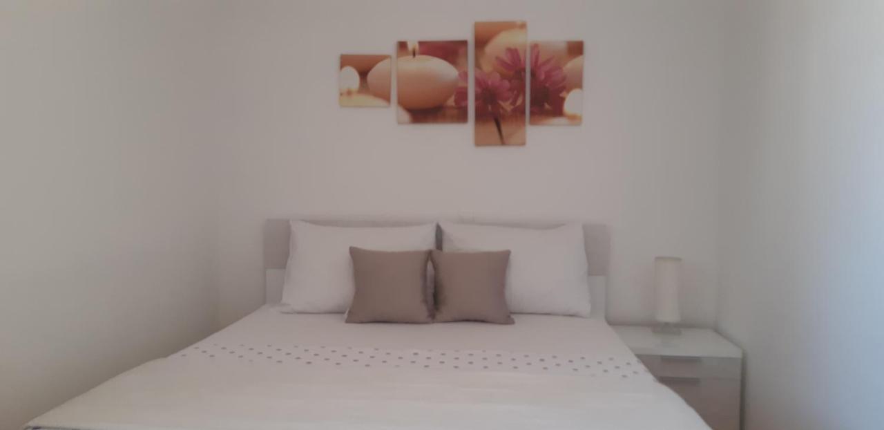 Apartman Dominik Makarska Buitenkant foto