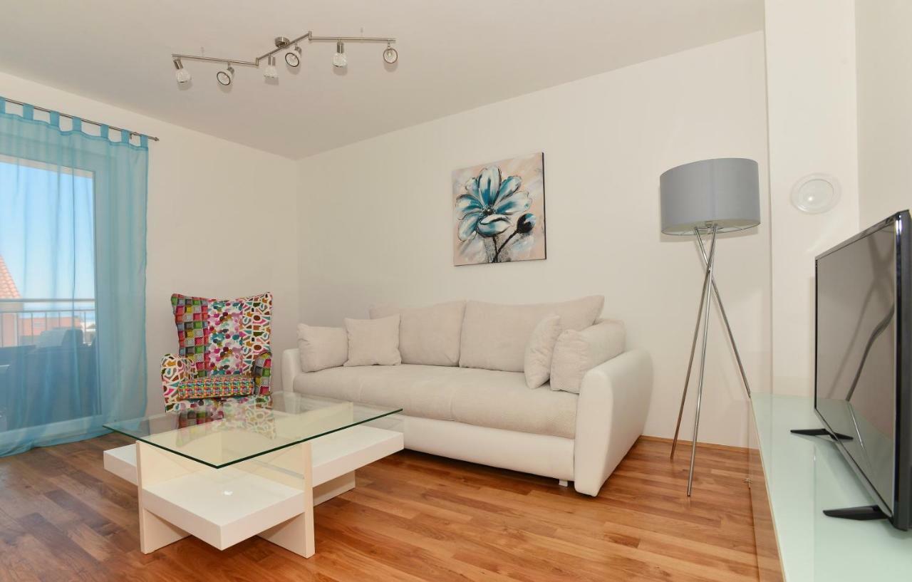 Apartman Dominik Makarska Buitenkant foto