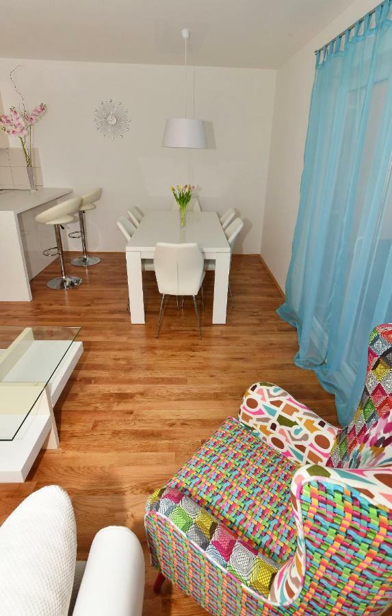 Apartman Dominik Makarska Buitenkant foto