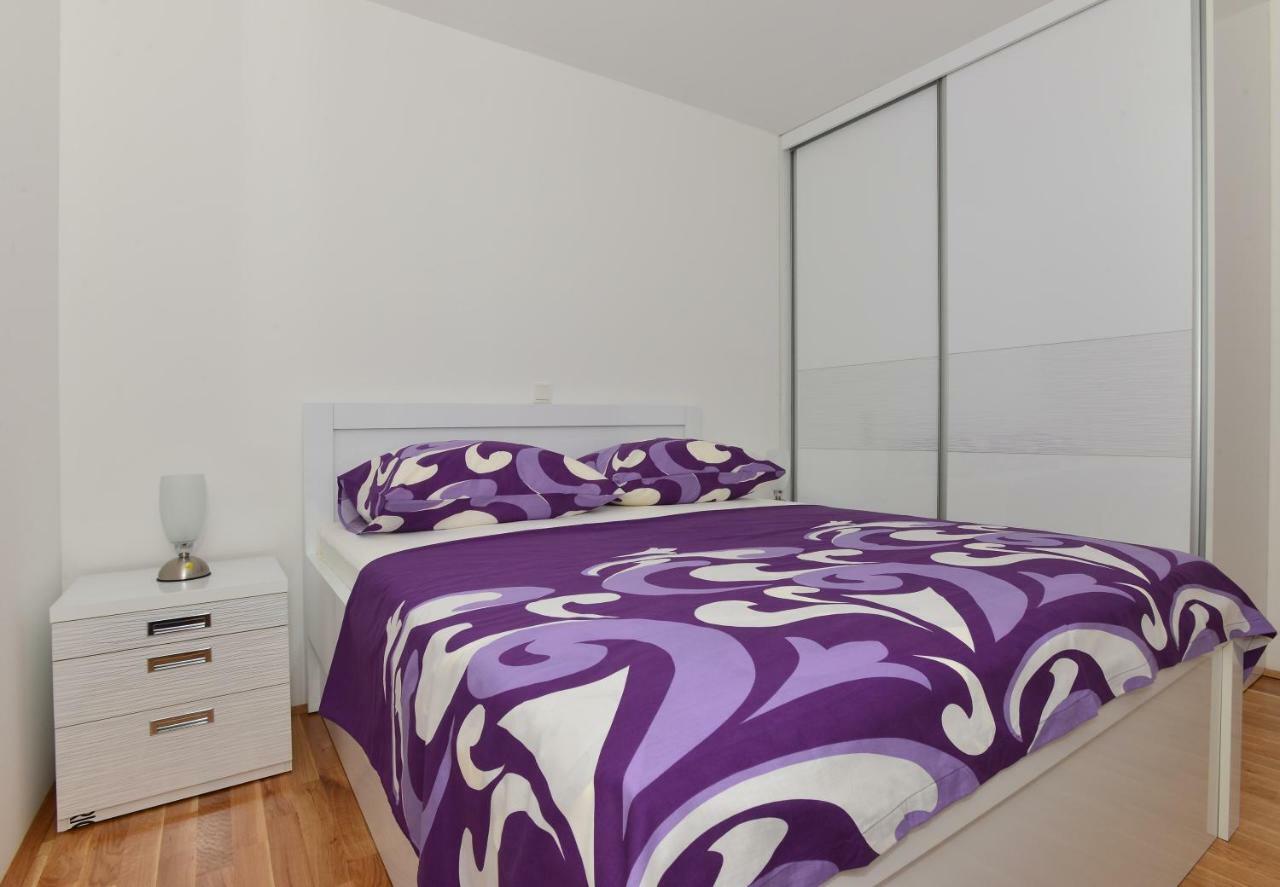 Apartman Dominik Makarska Buitenkant foto